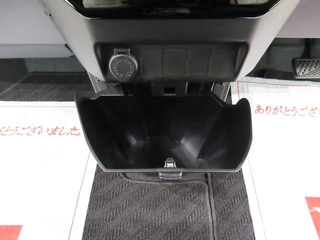 トール カスタムＧ　パノラマモニター　７インチナビ　ドライブレコーダー　両側パワースライドドア　ＵＳＢ入力端子　Ｂｌｕｅｔｏｏｔｈ　オートライト　キーフリー　アイドリングストップ　ティーゼットデオプラス（38枚目）