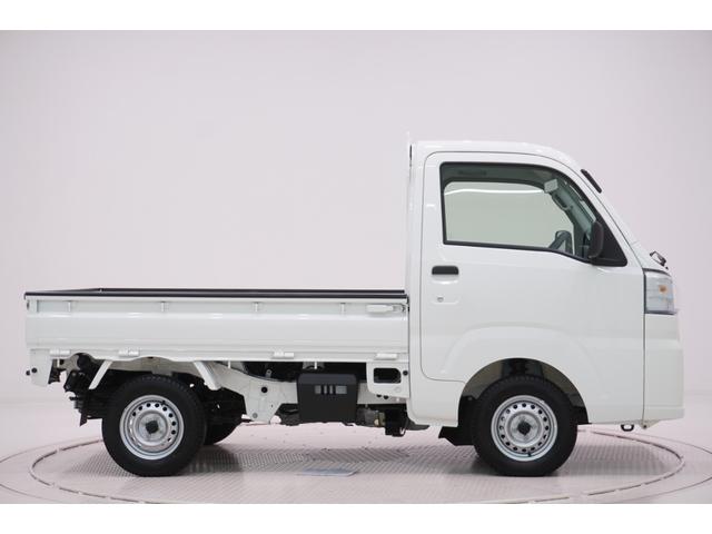 ハイゼットトラック スタンダード　農用スペシャル　４ＷＤ　ＭＴ５速　荷台作業灯　ＡＭ／ＦＭラジオ　オートライト　アイドリングストップ　衝突被害軽減システム　レーンアシスト　オートマチックハイビーム　ティーゼットデオプラス（6枚目）