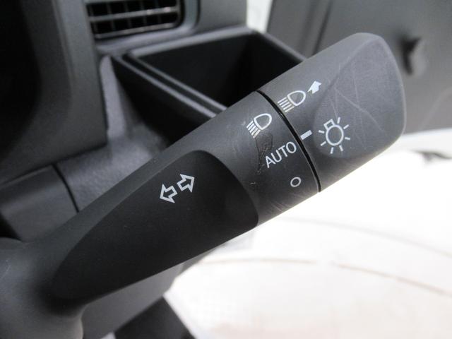 ハイゼットトラック スタンダード　農用スペシャル　４ＷＤ　ＭＴ５速　荷台作業灯　ＡＭ／ＦＭラジオ　オートライト　アイドリングストップ　衝突被害軽減システム　レーンアシスト　オートマチックハイビーム　ティーゼットデオプラス（21枚目）