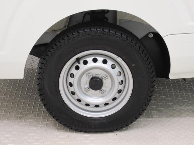 ハイゼットトラック スタンダード　農用スペシャル　４ＷＤ　ＭＴ５速　荷台作業灯　ＡＭ／ＦＭラジオ　オートライト　アイドリングストップ　衝突被害軽減システム　レーンアシスト　オートマチックハイビーム　ティーゼットデオプラス（41枚目）
