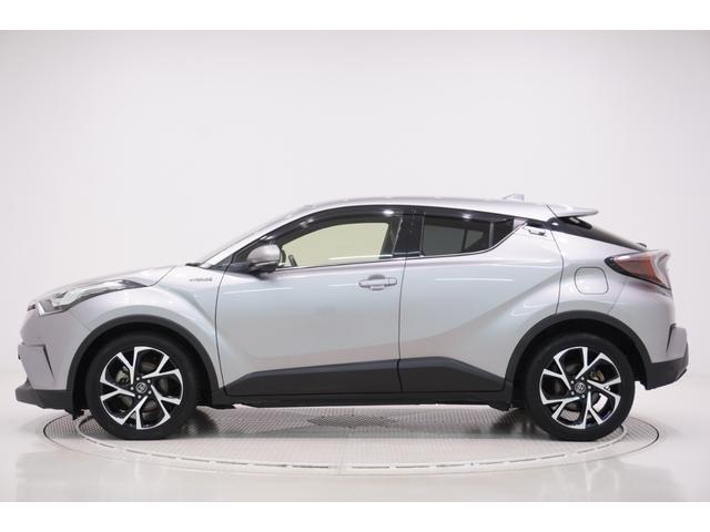 Ｃ－ＨＲ Ｇ　オートライト　キーフリー　電動格納式ドアミラー　エアコン　パワーステアリング　パワーウィンドウ　運転席エアバッグ　ＡＢＳ　ティーゼットデオプラス（4枚目）