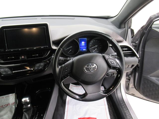 Ｃ－ＨＲ Ｇ　オートライト　キーフリー　電動格納式ドアミラー　エアコン　パワーステアリング　パワーウィンドウ　運転席エアバッグ　ＡＢＳ　ティーゼットデオプラス（11枚目）
