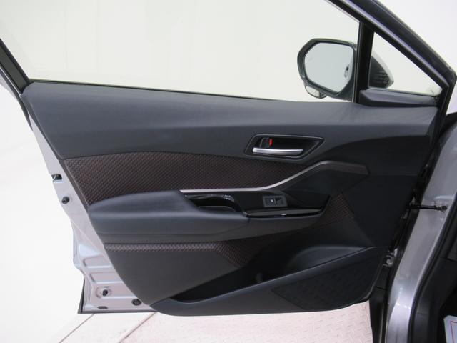 Ｃ－ＨＲ Ｇ　オートライト　キーフリー　電動格納式ドアミラー　エアコン　パワーステアリング　パワーウィンドウ　運転席エアバッグ　ＡＢＳ　ティーゼットデオプラス（45枚目）