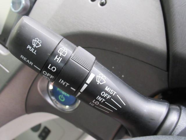 プリウスPHV S シートヒーター オートライト キーフリー 電動格納式ドアミラー エアコン パワーステアリング パワーウィンドウ 運転席エアバッグ ABS ティーゼットデオプラス(20枚目)