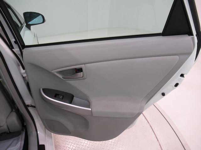 プリウスPHV S シートヒーター オートライト キーフリー 電動格納式ドアミラー エアコン パワーステアリング パワーウィンドウ 運転席エアバッグ ABS ティーゼットデオプラス(47枚目)