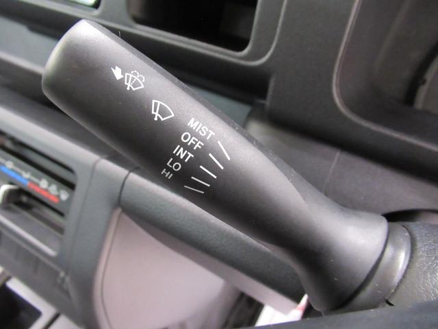 ハイゼットトラック スタンダード　農用スペシャル　４ＷＤ　ＭＴ５速　荷台作業灯　ＣＤチューナー　エアコン　パワーステアリング　運転席エアバッグ　ＡＢＳ　ティーゼットデオプラス（20枚目）
