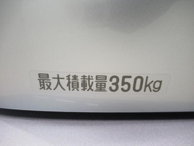 ハイゼットカーゴ デラックス　ＳＡ３　両側スライドドア　オートライト　キーレスエントリー　アイドリングストップ　ナビ　ＵＳＢ入力端子　Ｂｌｕｅｔｏｏｔｈ　衝突被害軽減システム　レーンアシスト　オートマチックハイビーム（34枚目）