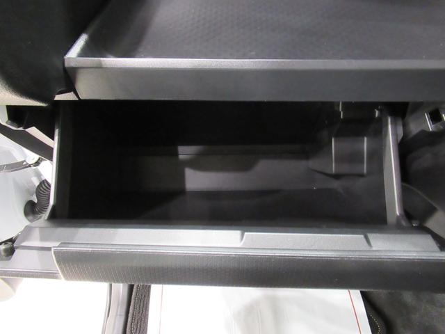 タント カスタムＲＳ　シートヒーター　両側パワースライドドア　オートライト　キーフリー　アイドリングストップ　パノラマモニター　ナビ　ドライブレコーダー　ＵＳＢ入力端子　Ｂｌｕｅｔｏｏｔｈ　ティーゼットデオプラス（33枚目）