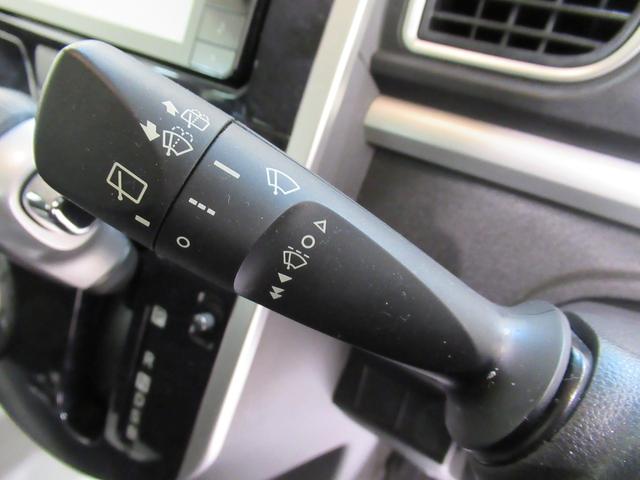 タント カスタムRSトップエディション SA3 シートヒーター 両側パワースライドドア オートライト キーフリー アイドリングストップ 電動格納式ドアミラー 衝突被害軽減システム レーンアシスト オートマチックハイビーム ティーゼットデオプラス(17枚目)