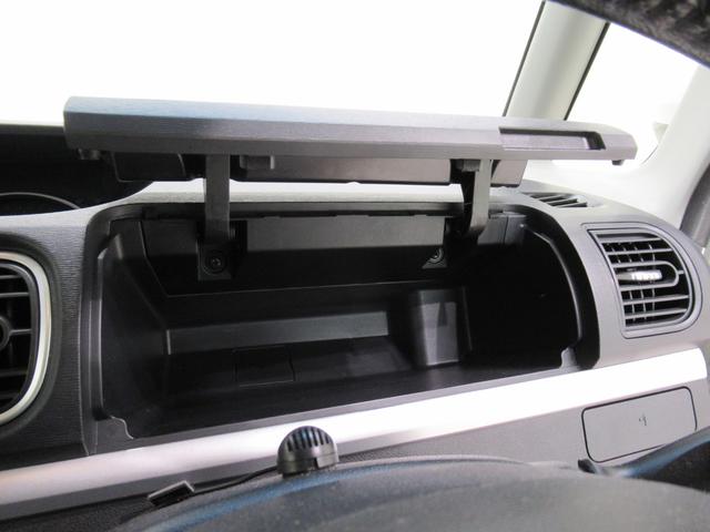 その他にお車ご購入に関して、気になる点やご不明な点がございましたら、「見積依頼」ボタン、もしくは無料ダイヤルより各店舗へお問合せください。