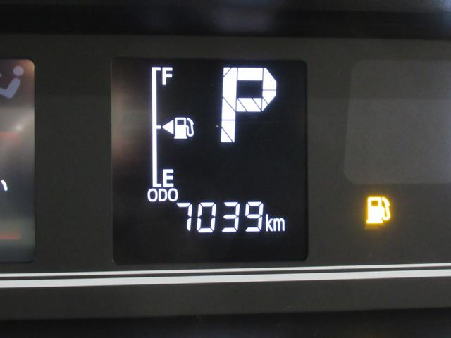 タント カスタムＸ　パノラマモニター　７インチナビ　ドライブレコーダー　両側パワースライドドア　シートヒーター　ＵＳＢ入力端子　Ｂｌｕｅｔｏｏｔｈ　オートライト　キーフリー　アイドリングストップ　ティーゼットデオプラス（12枚目）