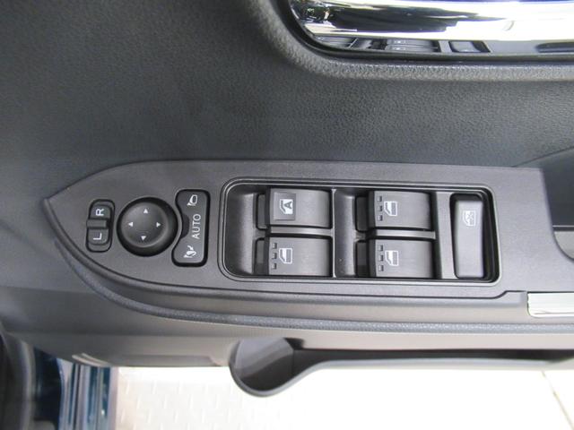 タント カスタムＸ　パノラマモニター　７インチナビ　ドライブレコーダー　両側パワースライドドア　シートヒーター　ＵＳＢ入力端子　Ｂｌｕｅｔｏｏｔｈ　オートライト　キーフリー　アイドリングストップ　ティーゼットデオプラス（16枚目）