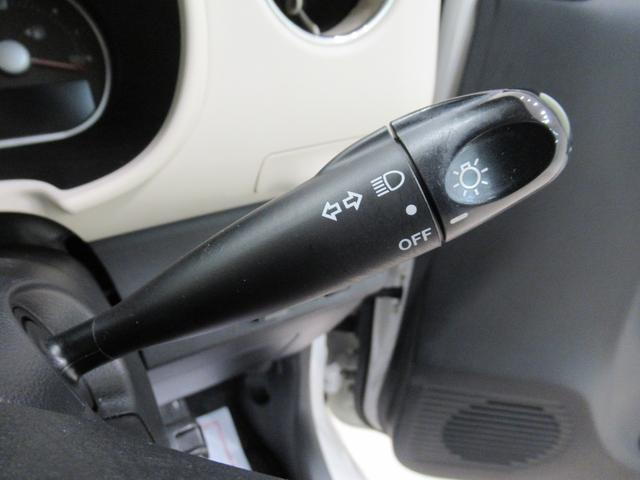 ミラココア ココアプラスＸ　キーフリー　アイドリングストップ　電動格納式ドアミラー　エアコン　パワーステアリング　パワーウィンドウ　運転席エアバッグ　ＡＢＳ　ティーゼットデオプラス（19枚目）