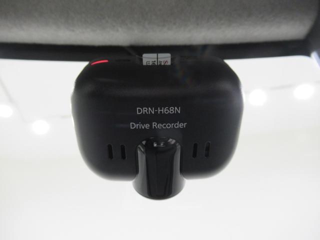 ムーヴキャンバス Ｇメイクアップリミテッド　ＳＡ３　両側パワースライドドア　オートライト　キーフリー　アイドリングストップ　パノラマモニター　ナビ　ドライブレコーダー　ＵＳＢ入力端子　Ｂｌｕｅｔｏｏｔｈ　ティーゼットデオプラス（17枚目）