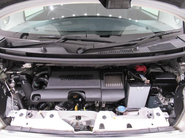 タント カスタムRSトップエディション SA3 シートヒーター 両側パワースライドドア オートライト キーフリー アイドリングストップ USB入力端子 衝突被害軽減システム レーンアシスト オートマチックハイビーム ティーゼットデオプラス(9枚目)