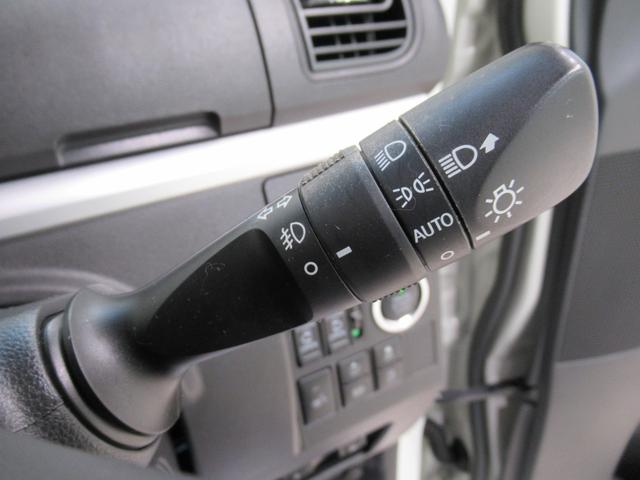 タント カスタムRSトップエディション SA3 シートヒーター 両側パワースライドドア オートライト キーフリー アイドリングストップ USB入力端子 衝突被害軽減システム レーンアシスト オートマチックハイビーム ティーゼットデオプラス(21枚目)