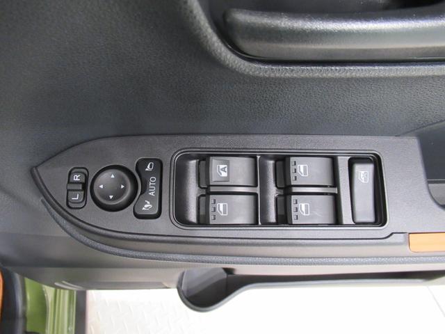 タント ファンクロスターボ パノラマモニター 9インチディスプレイオーディオ ドライブレコーダー 両側パワースライドドア シートヒーター USB入力端子 Bluetooth オートライト キーフリー アイドリングストップ(16枚目)