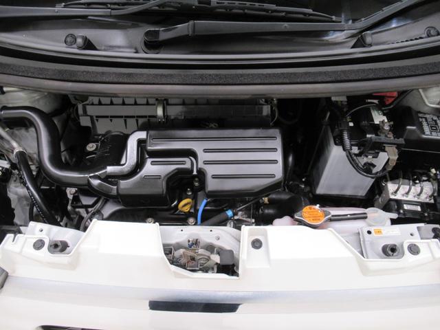 ムーヴ カスタムＸリミテッド　キーフリー　ＣＤチューナー　電動格納式ドアミラー　エアコン　パワーステアリング　パワーウィンドウ　運転席エアバッグ　ＡＢＳ　ティーゼットデオプラス（9枚目）