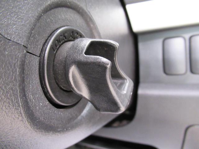 ムーヴ カスタムＸリミテッド　キーフリー　ＣＤチューナー　電動格納式ドアミラー　エアコン　パワーステアリング　パワーウィンドウ　運転席エアバッグ　ＡＢＳ　ティーゼットデオプラス（13枚目）