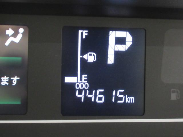 タント カスタムＲＳスタイルセレクション　シートヒーター　両側パワースライドドア　オートライト　キーフリー　アイドリングストップ　バックモニター　ナビ　ＵＳＢ入力端子　Ｂｌｕｅｔｏｏｔｈ　ティーゼットデオプラス（10枚目）