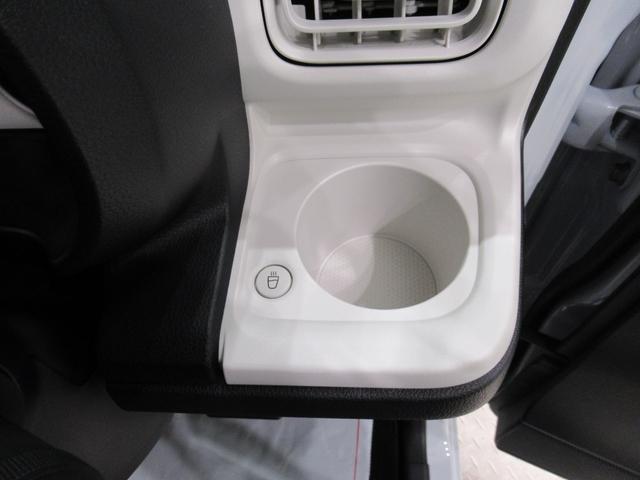 ムーヴキャンバス ストライプスＧターボ　パノラマモニター　７インチナビ　両側パワースライドドア　シートヒーター　ＵＳＢ入力端子　Ｂｌｕｅｔｏｏｔｈ　ホッとカップホルダー　オートライト　キーフリー　アイドリングストップ　ティーゼットデオプラス（33枚目）