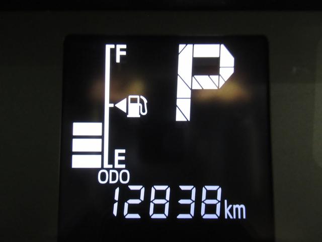 タント カスタムＸ　パノラマモニター　７インチナビ　ドライブレコーダー　両側パワースライドドア　シートヒーター　ＵＳＢ入力端子　Ｂｌｕｅｔｏｏｔｈ　オートライト　キーフリー　アイドリングストップ　ティーゼットデオプラス（12枚目）