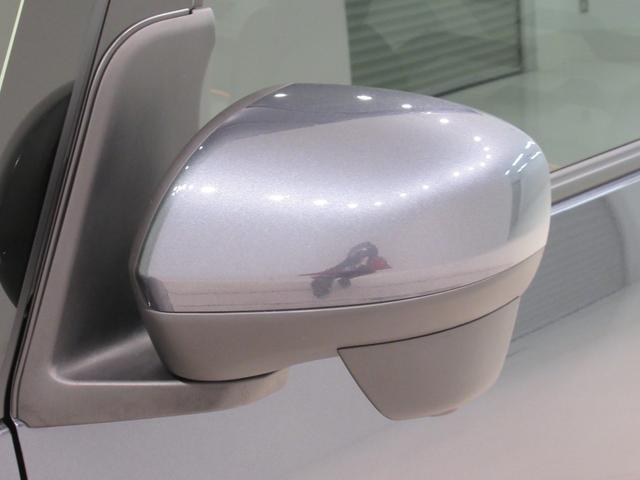 タント ファンクロスターボ　パノラマモニター　７インチナビ　ドライブレコーダー　両側パワースライドドア　シートヒーター　ＵＳＢ入力端子　Ｂｌｕｅｔｏｏｔｈ　オートライト　キーフリー　ティーゼットデオプラス　エコアイドル非装着車（43枚目）