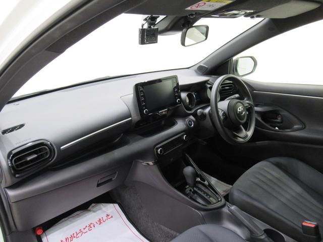 ヤリス G オートライト キーフリー USB入力端子 電動格納式ドアミラー エアコン パワーステアリング パワーウィンドウ 運転席エアバッグ ABS ティーゼットデオプラス(12枚目)