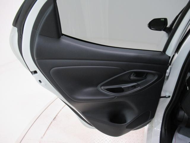 ヤリス G オートライト キーフリー USB入力端子 電動格納式ドアミラー エアコン パワーステアリング パワーウィンドウ 運転席エアバッグ ABS ティーゼットデオプラス(48枚目)