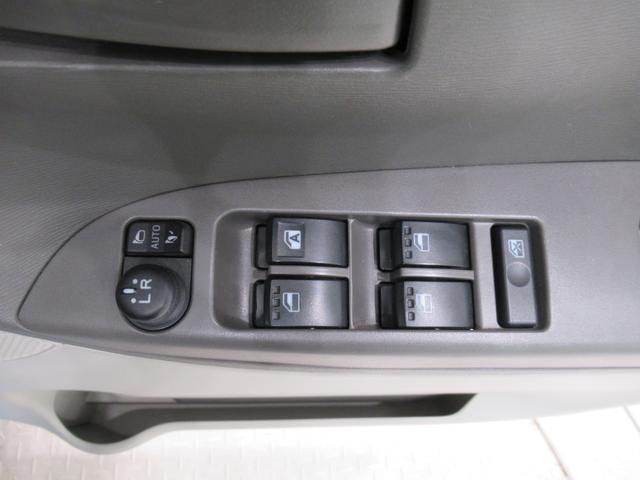 タント Ｘ　ＳＡ３　シートヒーター　左側パワースライドドア　電動格納式ドアミラー　オートライト　キーフリー　アイドリングストップ　衝突被害軽減システム　レーンアシスト　オートマチックハイビーム　ティーゼットデオプラス（14枚目）