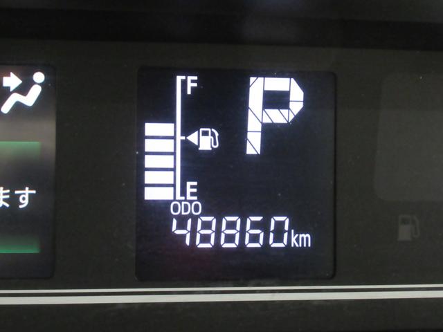 タント カスタムＸスタイルセレクション　シートヒーター　両側パワースライドドア　オートライト　キーフリー　アイドリングストップ　バックモニター　ナビ　ドライブレコーダー　ＵＳＢ入力端子　Ｂｌｕｅｔｏｏｔｈ　ティーゼットデオプラス（11枚目）