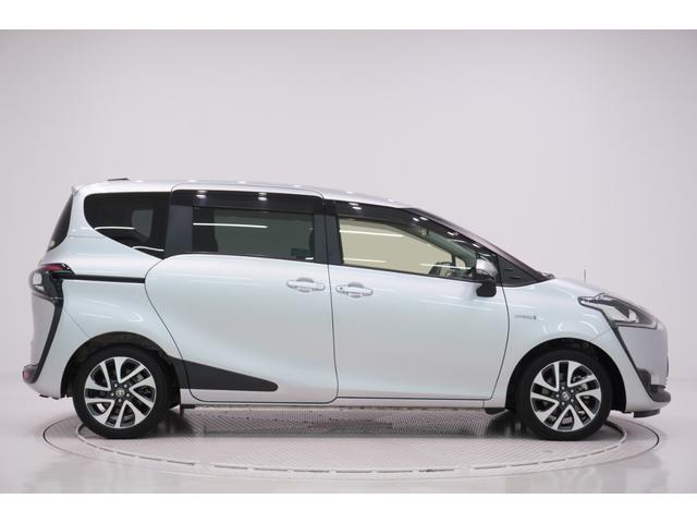 シエンタ ハイブリッドＧ　シートヒーター　両側パワースライドドア　オートライト　キーフリー　ＵＳＢ入力端子　電動格納式ドアミラー　エアコン　パワーステアリング　パワーウィンドウ　運転席エアバッグ　ＡＢＳ　ティーゼットデオプラス（5枚目）