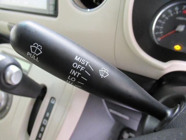 ミラココア ココアプラスＸ　キーフリー　アイドリングストップ　電動格納式ドアミラー　エアコン　パワーステアリング　パワーウィンドウ　運転席エアバッグ　ＡＢＳ　ティーゼットデオプラス（19枚目）