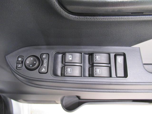 タント Ｘ　パノラマモニター　１０インチナビ　ドライブレコーダー　左側パワースライドドア　シートヒーター　ＵＳＢ入力端子　Ｂｌｕｅｔｏｏｔｈ　オートライト　キーフリー　アイドリングストップ　ティーゼットデオプラス（14枚目）