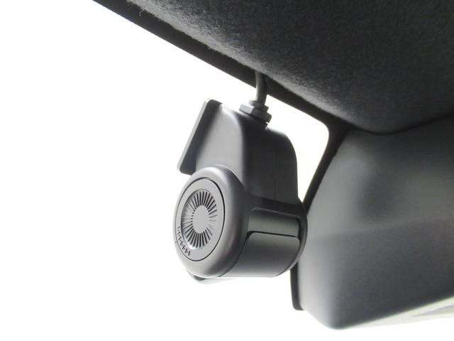 タント カスタムＲＳ　パノラマモニター　９インチディスプレイオーディオ　ドライブレコーダー　両側パワースライドドア　シートヒーター　ＵＳＢ入力端子　Ｂｌｕｅｔｏｏｔｈ　オートライト　キーフリー　アイドリングストップ（19枚目）