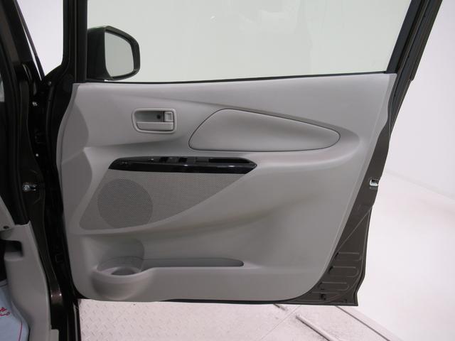 デイズ Ｊ　キーレスエントリー　電動格納式ドアミラー　エアコン　パワーステアリング　パワーウィンドウ　運転席エアバッグ　ＡＢＳ　ティーゼットデオプラス（40枚目）