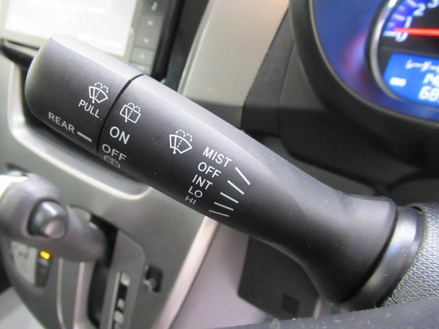 ムーヴ カスタムＲＳ　ＳＡ　オートライト　キーフリー　アイドリングストップ　電動格納式ドアミラー　衝突被害軽減システム　エアコン　パワーステアリング　パワーウィンドウ　運転席エアバッグ　ＡＢＳ　ティーゼットデオプラス（18枚目）