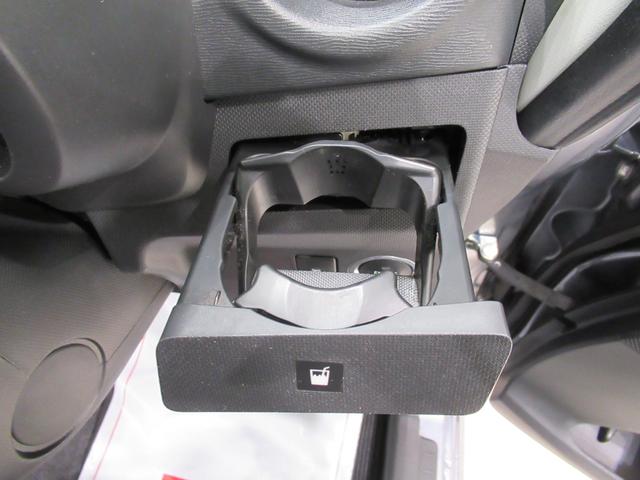 ムーヴ カスタムＲＳ　ＳＡ　オートライト　キーフリー　アイドリングストップ　電動格納式ドアミラー　衝突被害軽減システム　エアコン　パワーステアリング　パワーウィンドウ　運転席エアバッグ　ＡＢＳ　ティーゼットデオプラス（27枚目）