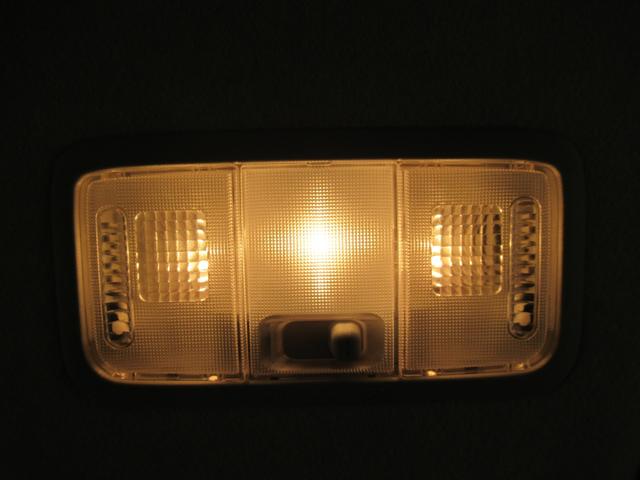 ムーヴ カスタムＲＳ　ＳＡ　オートライト　キーフリー　アイドリングストップ　電動格納式ドアミラー　衝突被害軽減システム　エアコン　パワーステアリング　パワーウィンドウ　運転席エアバッグ　ＡＢＳ　ティーゼットデオプラス（31枚目）