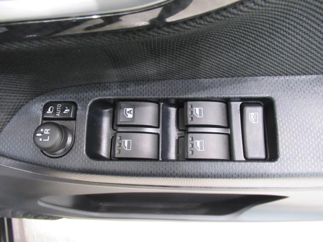 ムーヴ カスタムＸリミテッド　ＳＡ３　シートヒーター　オートライト　キーフリー　アイドリングストップ　電動格納式ドアミラー　衝突被害軽減システム　レーンアシスト　オートマチックハイビーム　ティーゼットデオプラス（14枚目）