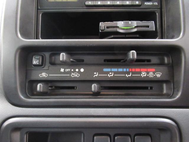 ピクシスバン クルーズ 4WD 両側スライドドア キーレスエントリー CDチューナー 電動格納式ドアミラー エアコン パワーステアリング パワーウィンドウ 運転席エアバッグ ABS ティーゼットデオプラス(20枚目)