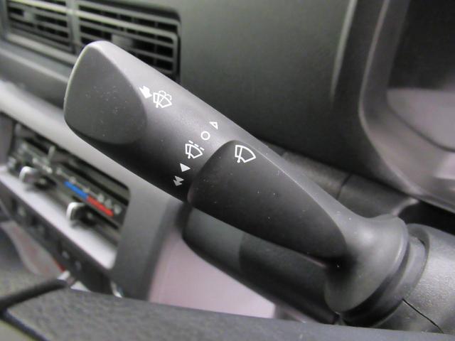 ハイゼットトラック エクストラ　ＬＥＤヘッドランプ　４ＷＤ　荷台作業灯　オートライト　キーフリー　アイドリングストップ　ナビ　ＵＳＢ入力端子　Ｂｌｕｅｔｏｏｔｈ　衝突被害軽減システム　レーンアシスト　オートマチックハイビーム（21枚目）