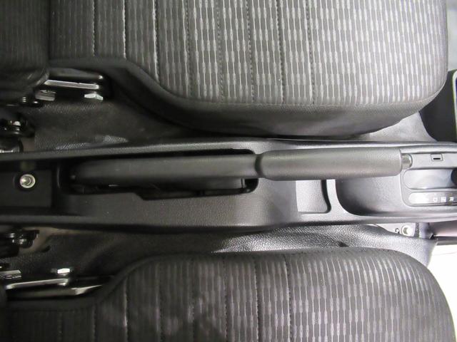 ハイゼットトラック エクストラ　ＬＥＤヘッドランプ　４ＷＤ　荷台作業灯　オートライト　キーフリー　アイドリングストップ　ナビ　ＵＳＢ入力端子　Ｂｌｕｅｔｏｏｔｈ　衝突被害軽減システム　レーンアシスト　オートマチックハイビーム（26枚目）