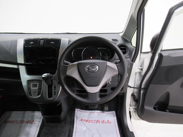 ムーヴ カスタムＸ　ＳＡ　オートライト　キーフリー　アイドリングストップ　電動格納式ドアミラー　衝突被害軽減システム　エアコン　パワーステアリング　パワーウィンドウ　運転席エアバッグ　ＡＢＳ　ティーゼットデオプラス（11枚目）