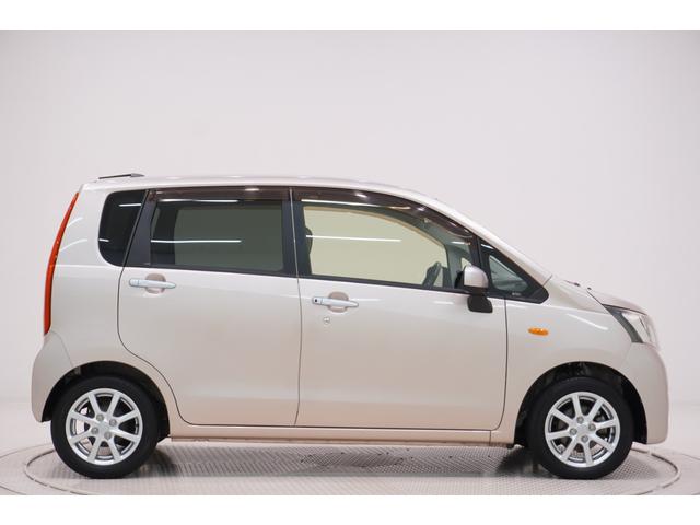 ムーヴ Ｘスマートセレクション　ＳＡ　オートライト　キーレスエントリー　アイドリングストップ　ＣＤチューナー　電動格納式ドアミラー　衝突被害軽減システム　エアコン　パワーステアリング　パワーウィンドウ　運転席エアバッグ　ＡＢＳ（5枚目）