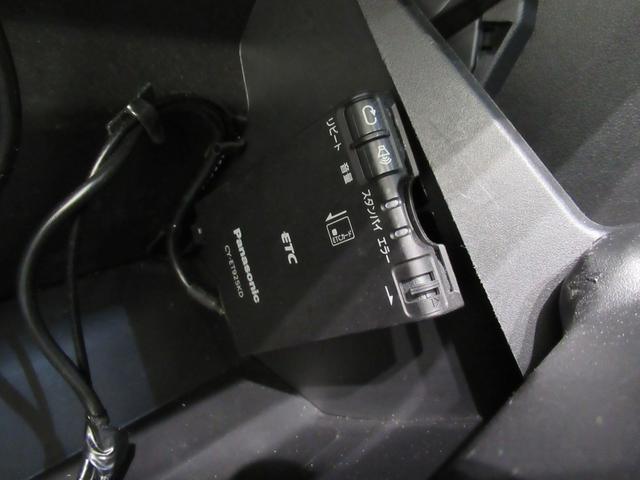 ムーヴ カスタムＸ　ＳＡ　オートライト　キーフリー　アイドリングストップ　電動格納式ドアミラー　衝突被害軽減システム　エアコン　パワーステアリング　パワーウィンドウ　運転席エアバッグ　ＡＢＳ　ティーゼットデオプラス（18枚目）