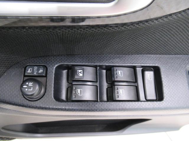 ムーヴ カスタムXリミテッド SA3 シートヒーター オートライト キーフリー アイドリングストップ USB入力端子 電動格納式ドアミラー 衝突被害軽減システム レーンアシスト オートマチックハイビーム ティーゼットデオプラス(14枚目)