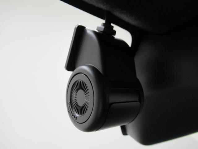 タント カスタムＲＳ　パノラマモニター　９インチディスプレイオーディオ　ドライブレコーダー　両側パワースライドドア　シートヒーター　ＵＳＢ入力端子　Ｂｌｕｅｔｏｏｔｈ　オートライト　キーフリー　アイドリングストップ（19枚目）