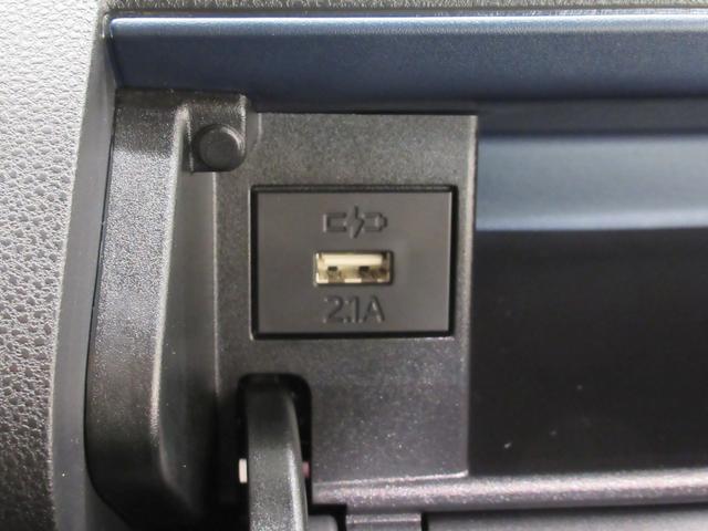 タント カスタムＲＳ　パノラマモニター　９インチディスプレイオーディオ　ドライブレコーダー　両側パワースライドドア　シートヒーター　ＵＳＢ入力端子　Ｂｌｕｅｔｏｏｔｈ　オートライト　キーフリー　アイドリングストップ（28枚目）