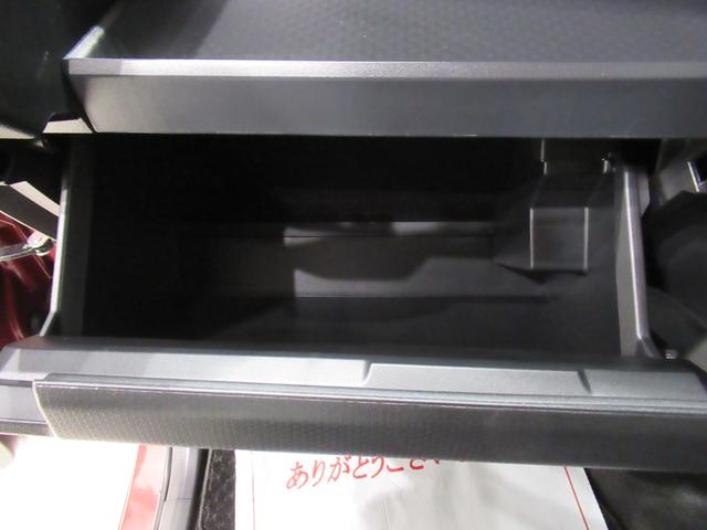 タント カスタムＲＳ　パノラマモニター　９インチディスプレイオーディオ　ドライブレコーダー　両側パワースライドドア　シートヒーター　ＵＳＢ入力端子　Ｂｌｕｅｔｏｏｔｈ　オートライト　キーフリー　アイドリングストップ（32枚目）